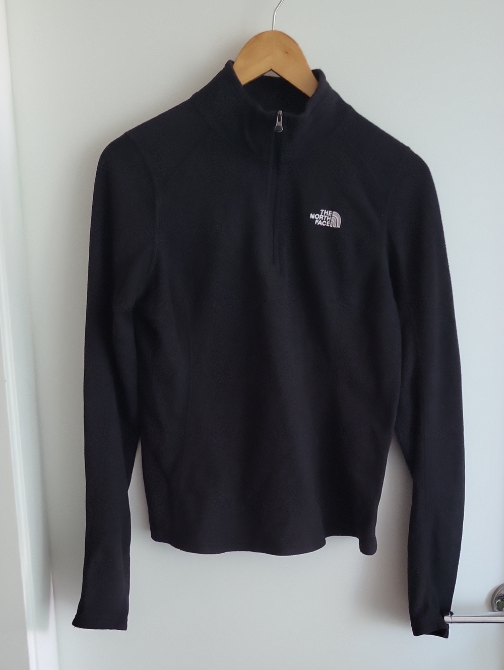 The North Face Black 1/4 Zip Fleece Pullover